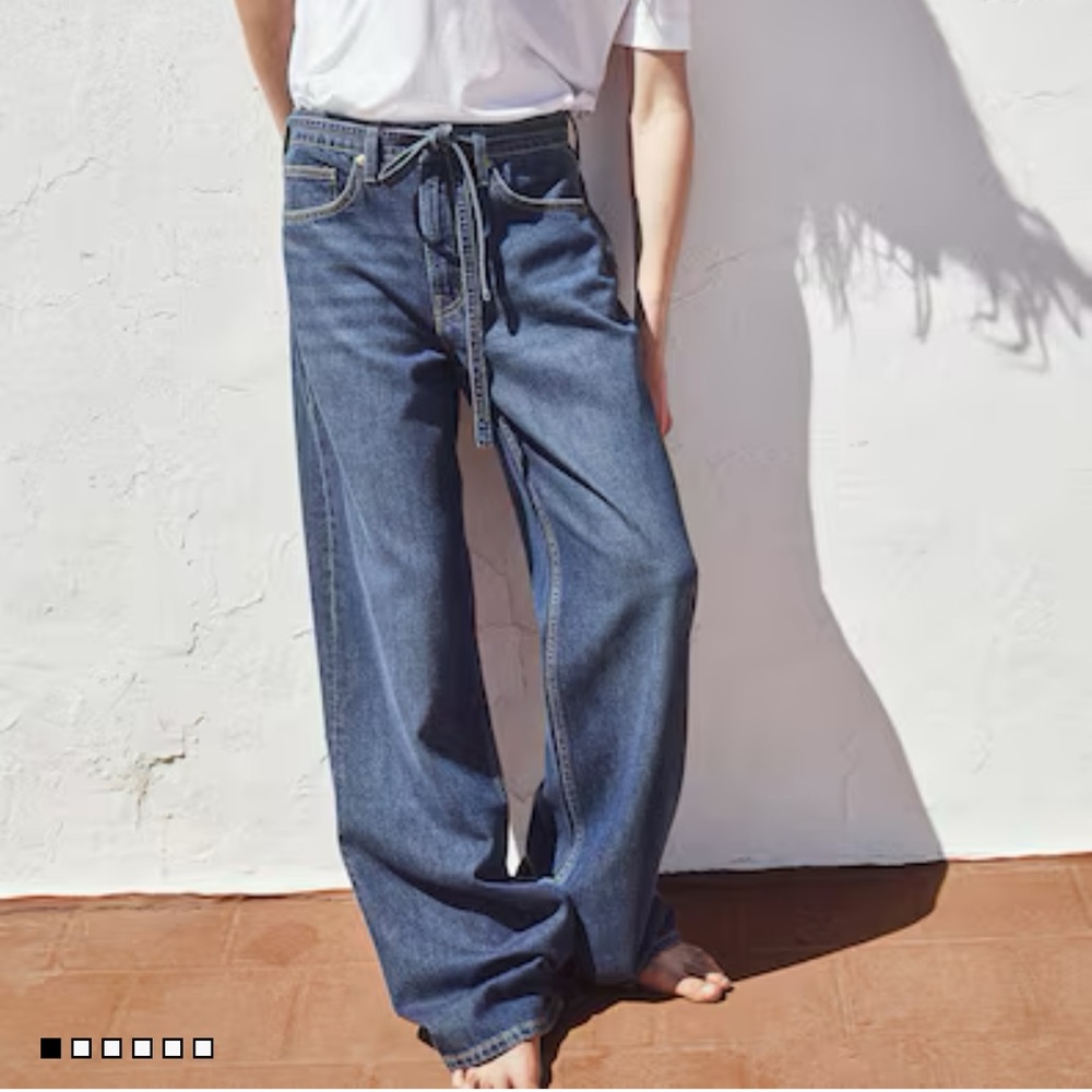 H&M Featherweight Jeans (0)